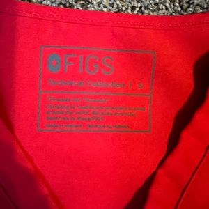 Figs Scrub top size small. Limited edition red. Great condition.